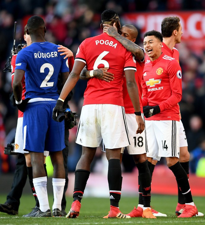 Man United: Thiên đường không xa, địa ngục lại càng gần - Ảnh 3.