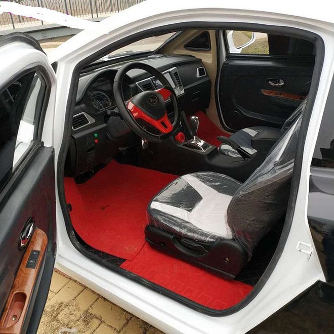 ‘Phát sốt’ ô tô ‘made in China’ ‘nhái’ giống y hệt siêu xe Bugatti, giá chỉ 112 triệu đồng - Ảnh 3.