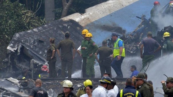 Hiện trường vụ rơi máy bay ở Cuba. 

