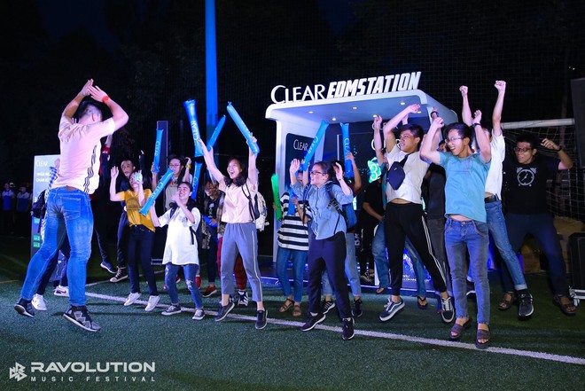 5.000 sinh viên “đốt cháy” sân khấu EDM- Road to Ravolution đầu tiên - Ảnh 2.