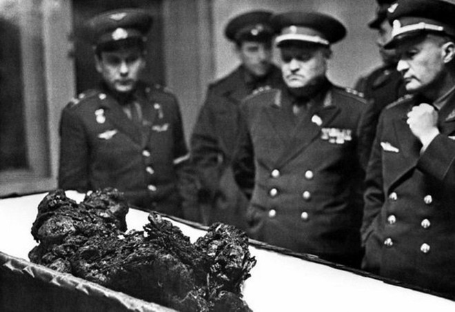 Bí mật sứ mệnh tự sát của phi hành gia Liên Xô: Cái chết của anh làm nhiều người bật khóc! - Ảnh 7.