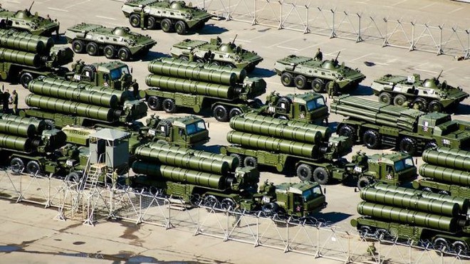 Patriot thần thánh Mỹ phản chủ, Nga nhanh tay hớt mỏ vàng Saudi Arabia: S-400 tham chiến - Ảnh 2.