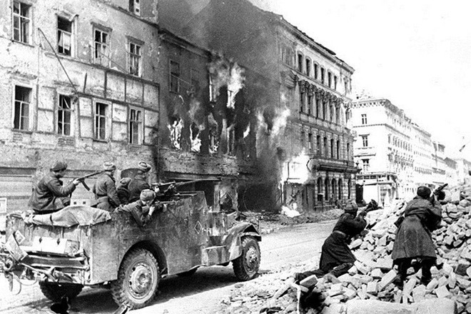 Mỹ viện trợ vũ khí giúp Hồng quân nâng sức chiến đấu trong Thế chiến 2 - Ảnh 10.