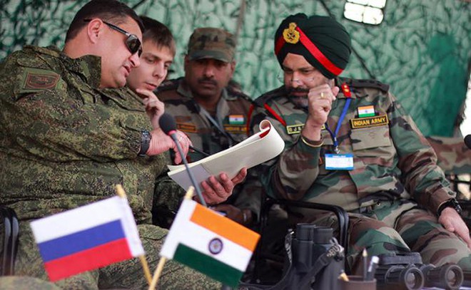 Ấn Độ trở mặt phút chót, công nghiệp quốc phòng Nga bên bờ vực: 12 tỷ USD sắp bốc hơi? - Ảnh 2.