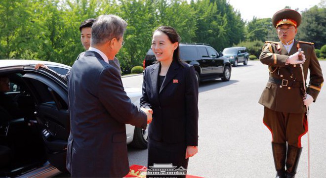 Tổng thống Moon Jae-in đã gặp lãnh đạo Triều Tiên Kim Jong-un lần 2 tại Bàn Môn Điếm chiều nay - Ảnh 5.