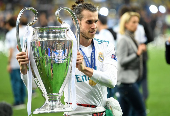 Sau siêu phẩm của Gareth Bale, Mourinho cùng Man United khấp khởi mừng thầm - Ảnh 4.