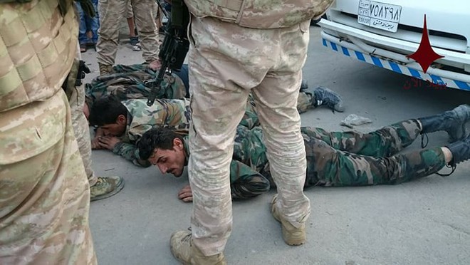Quân cảnh Nga, Syria bắt giữ hơn 20 binh sĩ vì tội cướp ở Damascus - Ảnh 3.