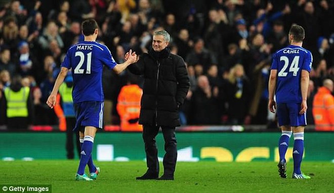 Mourinho tiết lộ sốc về vụ Matic rời Chelsea đến MU - Ảnh 1.