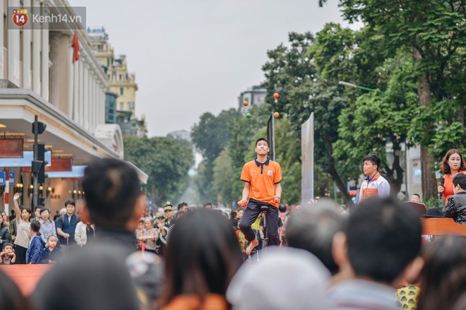 Một người cha Hà Nội viết nên cổ tích cho con trai tự kỷ thoát án chung thân, trở thành kỷ lục gia xiếc nhí Việt Nam - Ảnh 14.