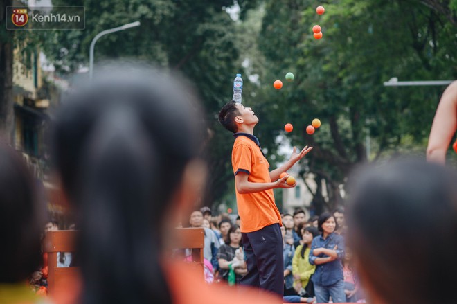 Một người cha Hà Nội viết nên cổ tích cho con trai tự kỷ thoát án chung thân, trở thành kỷ lục gia xiếc nhí Việt Nam - Ảnh 9.