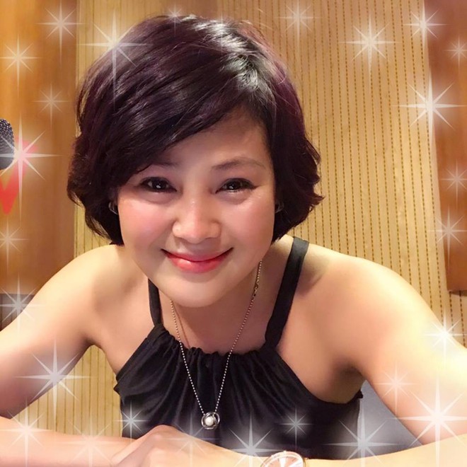 Vẻ xinh đẹp ngoài đời của chị bán cua phim Phía trước là bầu trời đang gây sốt - Ảnh 12.