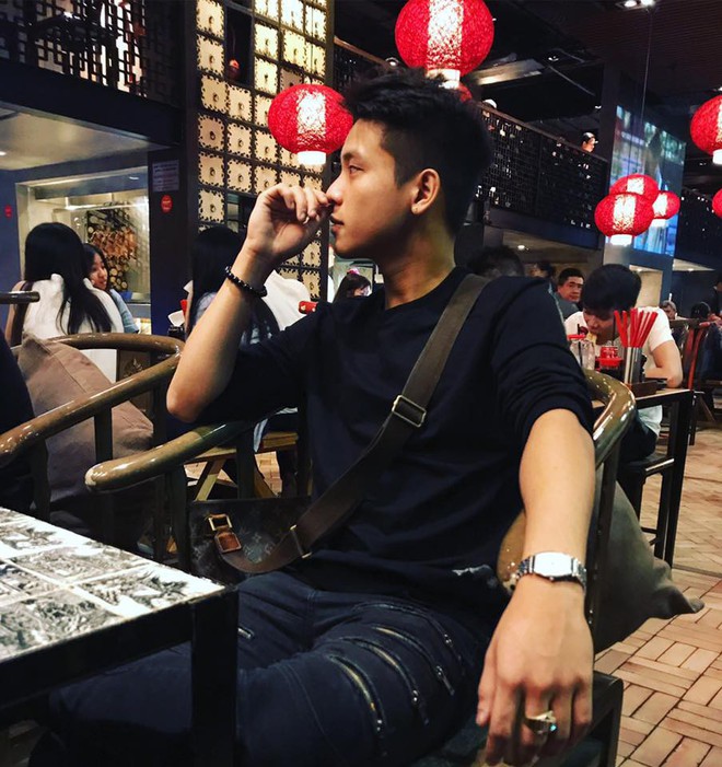Đi tìm chàng trai sở hữu loạt cover nghe đâu ngấm đấy được dân mạng truy lùng tuần qua - Ảnh 10. Đi tìm chàng trai sở hữu loạt cover nghe đâu ngấm đấy được dân mạng truy lùng tuần qua - Ảnh 10.
