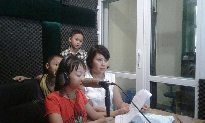 Vẻ xinh đẹp ngoài đời của chị bán cua phim Phía trước là bầu trời đang gây sốt - Ảnh 4.