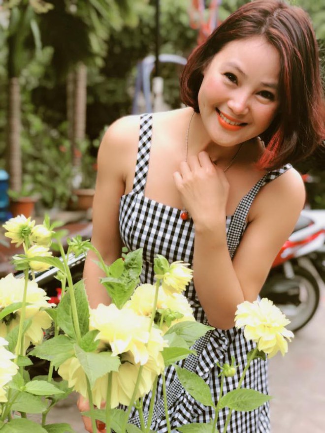 Vẻ xinh đẹp ngoài đời của chị bán cua phim Phía trước là bầu trời đang gây sốt - Ảnh 8.