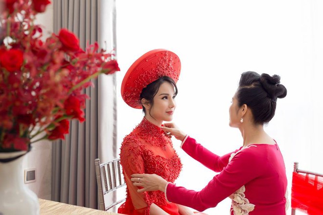 Diệp Lâm Anh hôn thiếu gia Sài Gòn, hạnh phúc lên xe về nhà chồng - Ảnh 9.