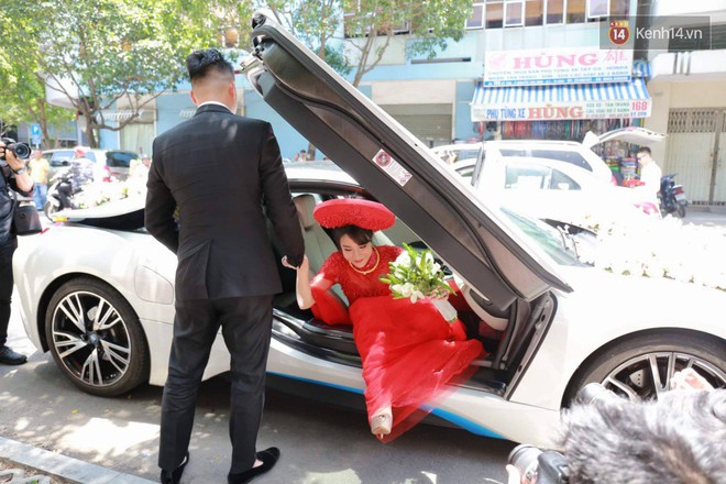 Diệp Lâm Anh hôn thiếu gia Sài Gòn, hạnh phúc lên xe về nhà chồng - Ảnh 3.