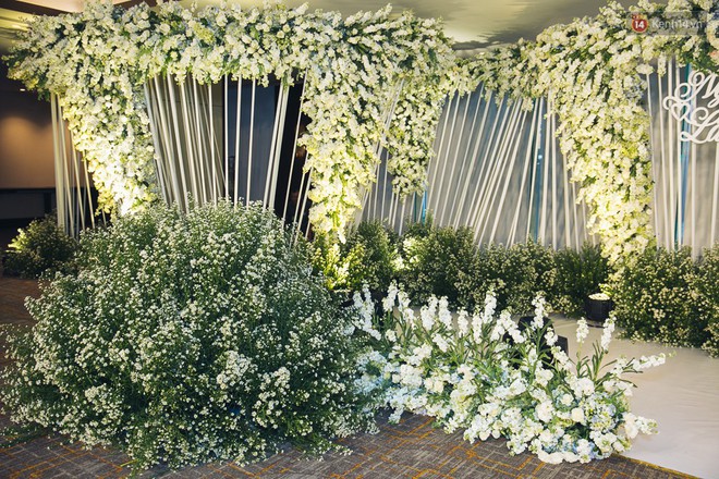 Khung cảnh sang trọng, ngập tràn sắc hoa bên trong tiệc cưới ngôn tình của Diệp Lâm Anh - Ảnh 7.