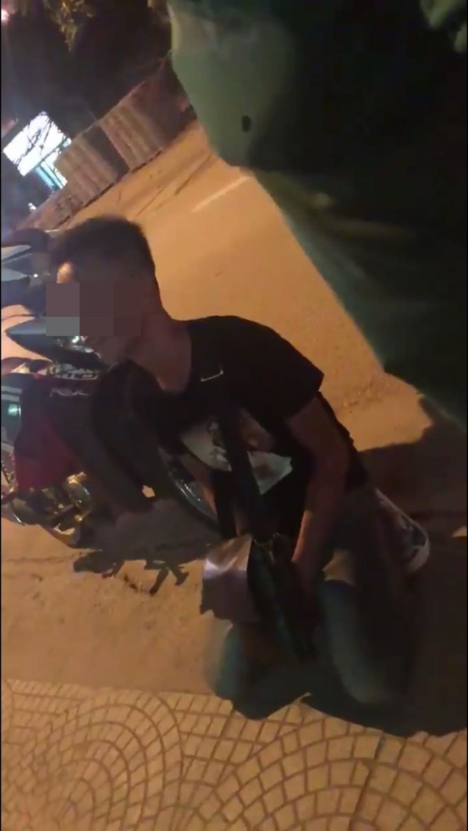 Nam sinh lần 3 quỳ trước cổng Nhạc viện, định quỵt tiền grab bike vì không có đủ 30 nghìn - Ảnh 2.