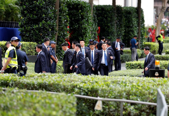 Ông Kim Jong Un tới Singapore an toàn, được thủ tướng Lý Hiển Long đón tiếp chân thành, nhiệt tình và trọng thị - Ảnh 5.