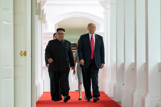 Ông Kim Jong-un nói với ông Trump: Quá khứ đã níu chân chúng ta! - Ảnh 1.