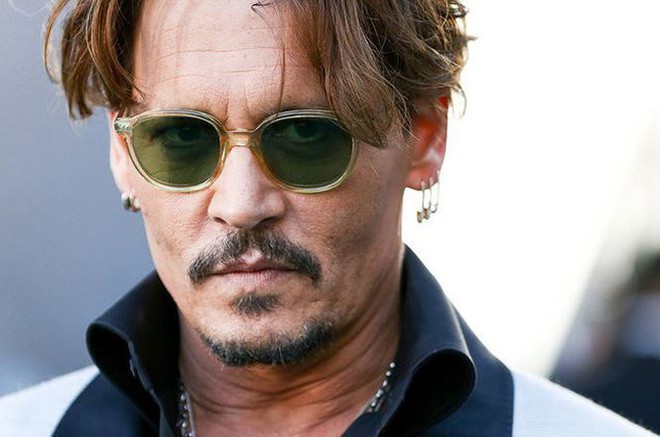 Gây sốc với vẻ ngoài tiều tuỵ, Johnny Depp từng điển trai cỡ nào? - Ảnh 14.