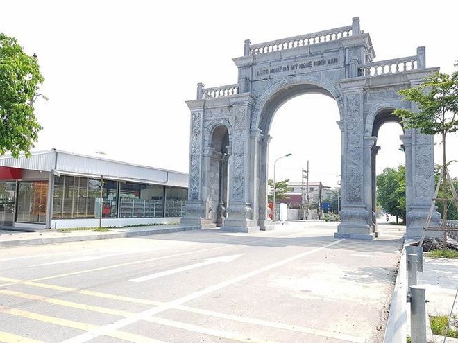 Cận cảnh cổng làng 11 tỷ ở Ninh Bình - Ảnh 3. Cận cảnh cổng làng 11 tỷ ở Ninh Bình - Ảnh 3.