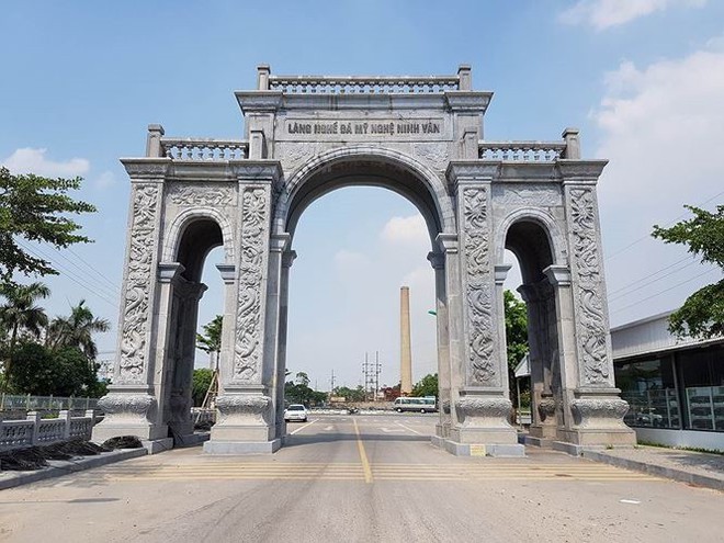 Cận cảnh cổng làng 11 tỷ ở Ninh Bình - Ảnh 4. Cận cảnh cổng làng 11 tỷ ở Ninh Bình - Ảnh 4.