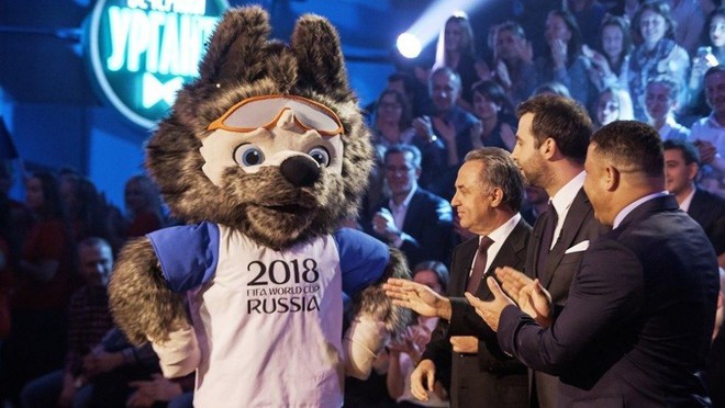 Thư World Cup 2018: Linh vật “sói Zabivaka” cũng có hàng… fake  - Ảnh 1.