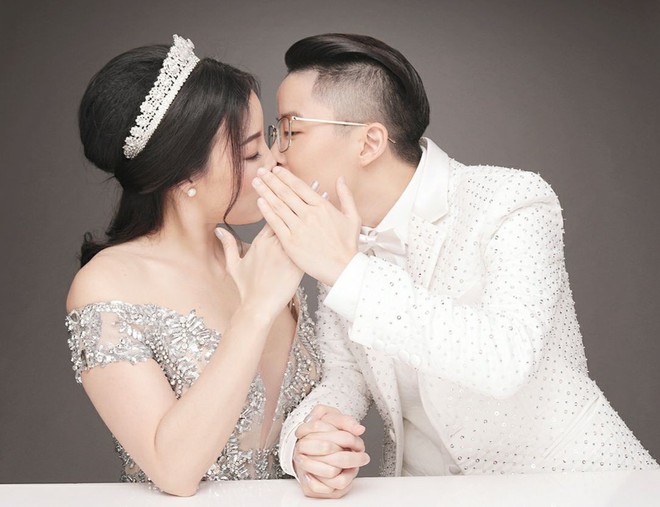 9X chuyển giới Tú Lơ Khơ kết hôn với bạn gái doanh nhân ở không gian tiệc cưới sang trọng bậc nhất Hà Nội - Ảnh 2.