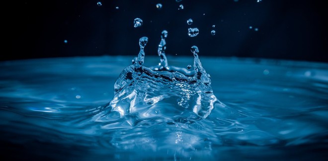 Nghiên cứu này sẽ cho bạn hiểu nước mới là thứ chất lỏng huyền bí nhất vũ trụ - Ảnh 3.