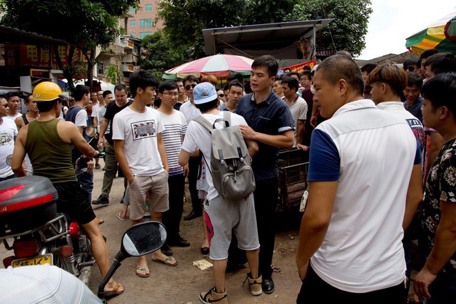 Lễ hội thịt chó vẫn diễn ra ở Trung Quốc bất chấp chỉ trích - Ảnh 10.