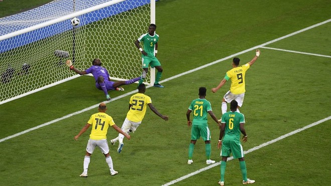 Cầu trường nổi gió, Senegal đau đớn vì bi kịch lần đầu xảy ra ở World Cup - Ảnh 1.