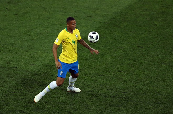 Quên Neymar và Coutinho đi, thành bại của Brazil nằm ở cặp bô lão trước khung thành - Ảnh 2.