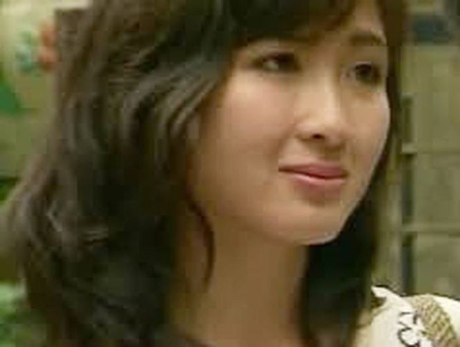 Nhan sắc không tuổi của nữ diễn viên Khánh Huyền - Ảnh 2.