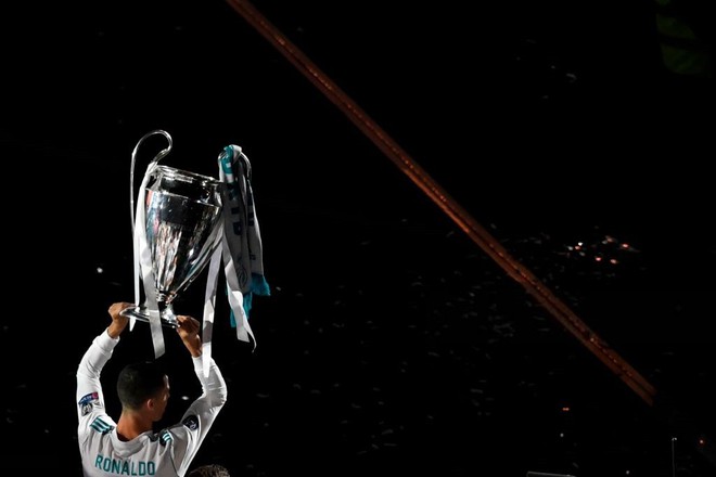 Tâm thư Ronaldo: Xin được hét to như 9 năm về trước: Hala Madrid! - Ảnh 2.