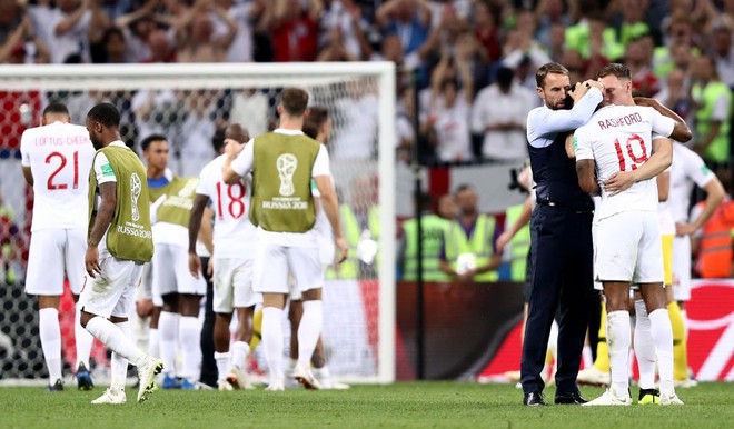 Nước mắt Tam Sư ướt đẫm Luzhniki, người Anh gạt lệ nói điều khó tin về đội tuyển - Ảnh 6.