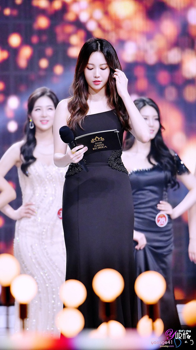 Trớ trêu các cuộc thi sắc đẹp Hàn Quốc: Hoa hậu bị “kẻ ngoài cuộc” lấn át nhan sắc ngay trong đêm đăng quang! - Ảnh 2.