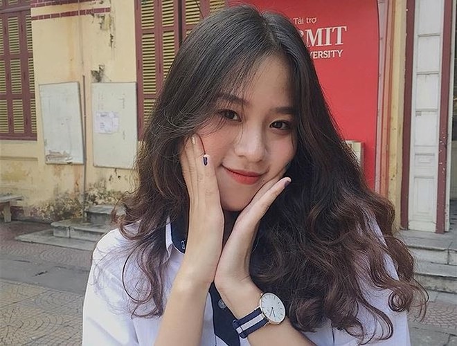 Thế hệ mỹ nhân 10x thi Hoa hậu Việt Nam 2018: Toàn nữ sinh vừa thi tốt nghiệp, xinh đẹp và sở hữu thành tích ấn tượng - Ảnh 5.