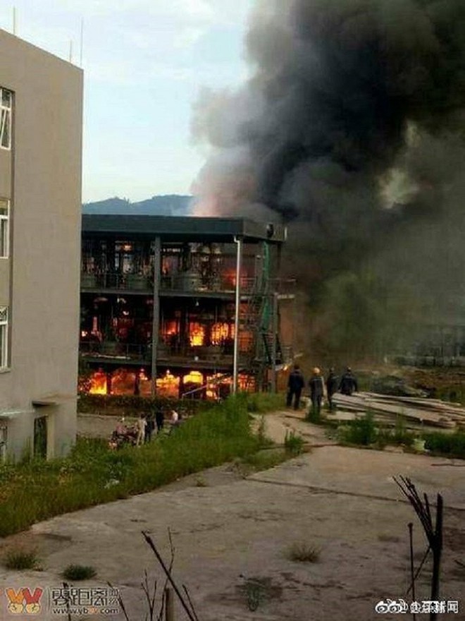 Nổ nhà máy hoá chất ở Trung Quốc: Ít nhất 19 người chết và nhiều người bị thương - Ảnh 1.