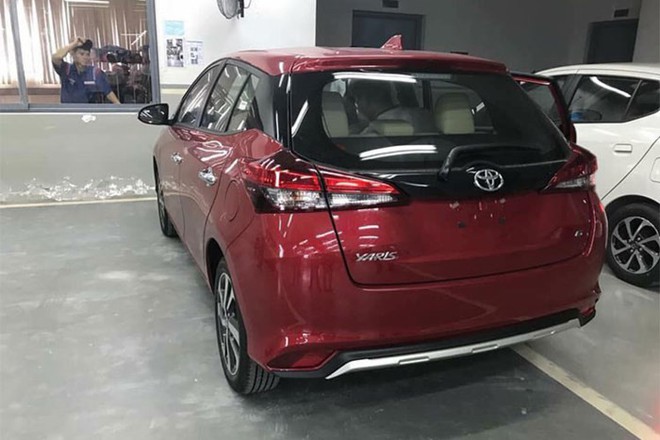 Cận cảnh Toyota Yaris 2018 về đại lý, mức giá chào bán bất ngờ - Ảnh 3.