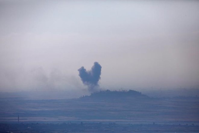 Ảnh: Mưa bom bão đạn rực cháy khu vực biên giới Syria-Israel - Ảnh 5.