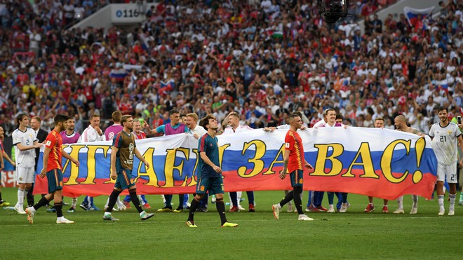 Sergio Ramos đổ lệ đầm đìa, cả nước Nga nổ tung với chiến thắng lịch sử - Ảnh 13.