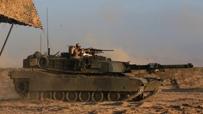 Uy lực chiến tăng M1A1 Abrams trong huấn luyện chiến đấu - Ảnh 13.