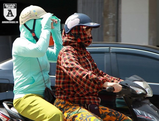 [ẢNH] Nắng nóng kéo dài, lại lo nguy cơ tai nạn giao thông cho những ninja đi xe máy - Ảnh 7.