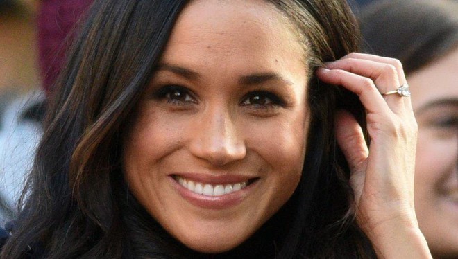 Thói quen vuốt tóc thường thấy của Công nương Meghan Markle tiết lộ những điều thú vị về tính cách của cô ấy - Ảnh 1.