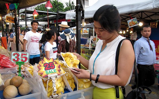 Khám phá thiên đường ẩm thực ở chợ đêm Ratchada, Bangkok - Ảnh 11.