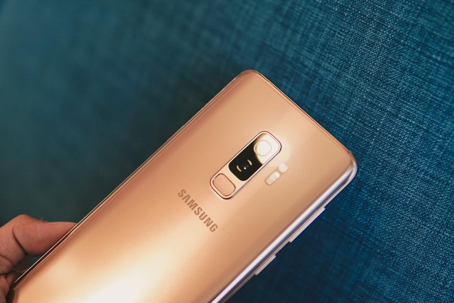 Galaxy S9+ Hoàng Kim lung linh thế này, bảo sao cả loạt tên tuổi Showbiz Việt cũng phải mê mệt - Ảnh 5.