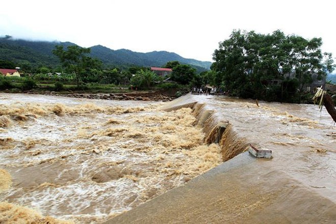 Miền Bắc sắp đón đợt mưa lớn: Lo ngại hàng nghìn hồ đập đang đầy nước - Ảnh 1.