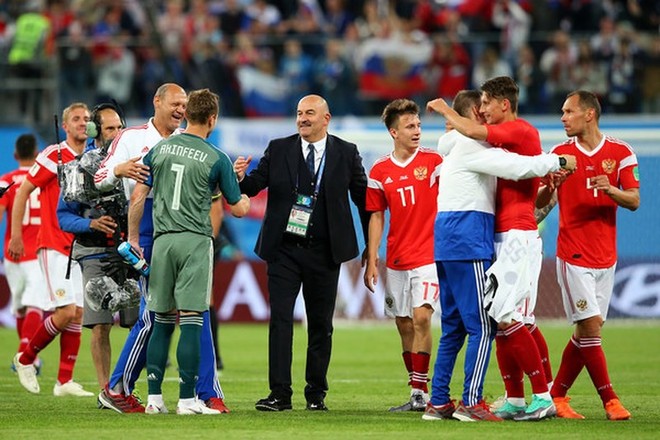 Tuyển Nga được thưởng đậm hơn cả nhà vô địch World Cup - Ảnh 1.