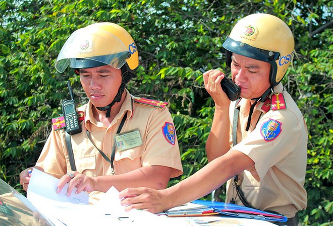 Cầu Phú Mỹ gắn thiết bị bắn tốc độ tự động - Ảnh 3.